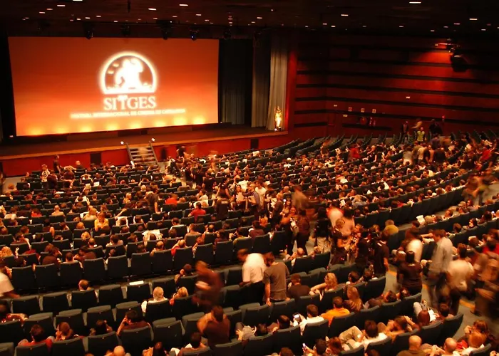 בית נופש Miramar סיטגס