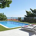 Miramar Hébergement de vacances *